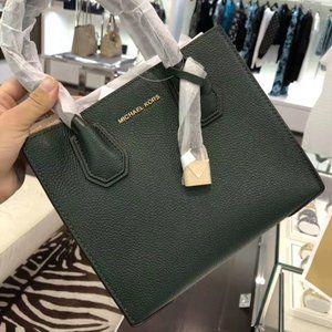 NEW Michael Kors Mercer Kors Studio MD Messenger